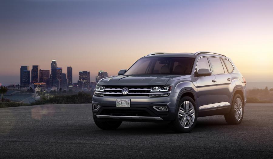  Volkswagen Atlas V6 2017 года  (фото 15 из 46)